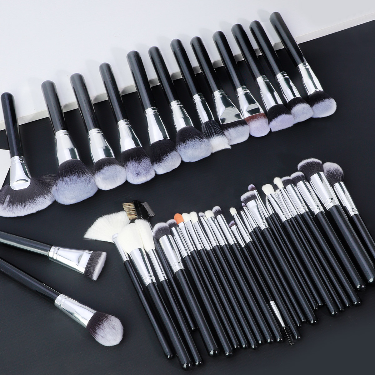 Professional Makeup Brush Set  - Combo Power Tools recensione e prezzo